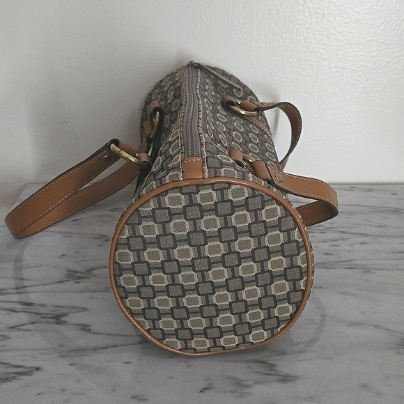 Nine West Barrel Purse - Picture 6 of 13